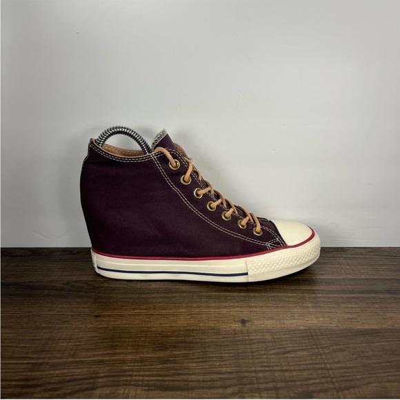 RARE Converse Chuck Taylor All Star Lux Purple Suede Hidden Wedge Heel Size 8 - Picture 2 of 8